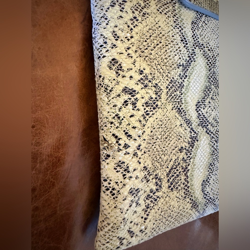 TMRW STU/DIO Python Bag - Picture 6 of 6